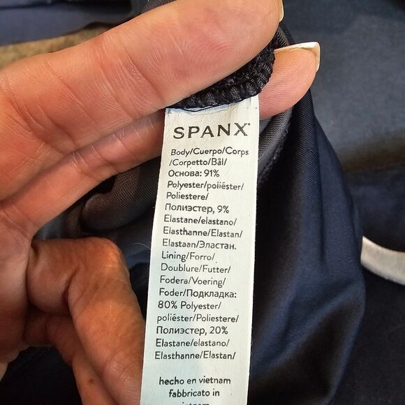 NWT Spanx Velvet Classic Navy Leggings Size Large - Picture 6 of 6